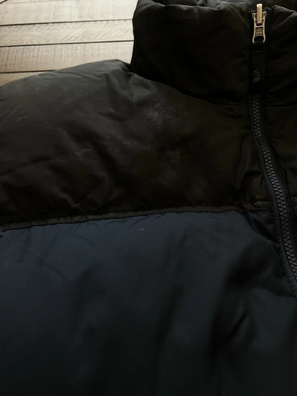 The North Face Nuptse 700 Navy Blue Down Puffer Jacket M Stowaway Hood